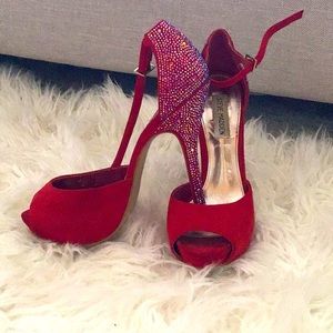 Steve Madden red platform heels